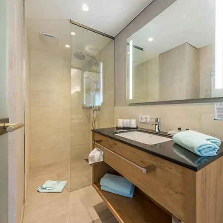 Aktivhotel Tuxerhof Hotell