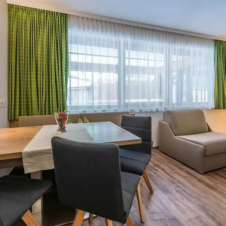 Aktivhotel Tuxerhof 3*