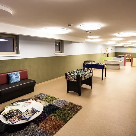 Aktivhotel Tuxerhof 호텔 젤암질러