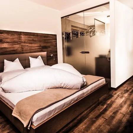 Aktivhotel Tuxerhof 3* 젤암질러