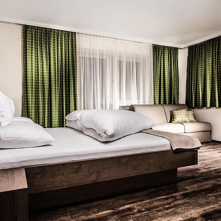 Hotel Aktivhotel Tuxerhof 3*