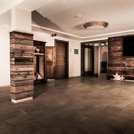 Aktivhotel Tuxerhof 젤암질러