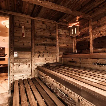 Aktivhotel Tuxerhof 3*