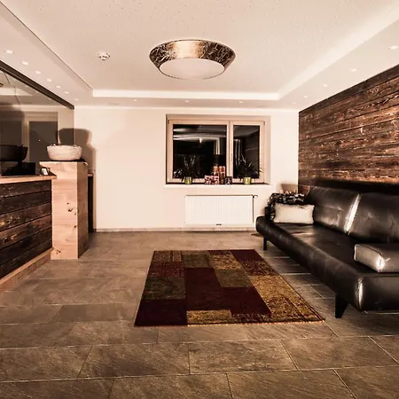 Aktivhotel Tuxerhof 3*