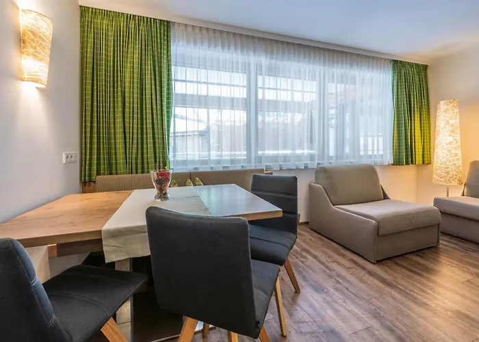 Aktivhotel Tuxerhof 3*