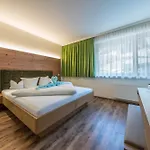 Hotel Aktivhotel Tuxerhof 3*