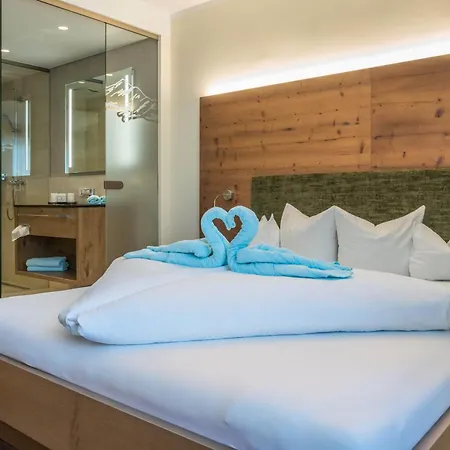 Aktivhotel Tuxerhof 젤암질러
