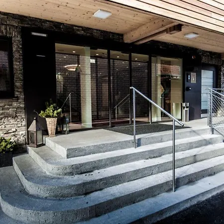 호텔 Aktivhotel Tuxerhof 3*